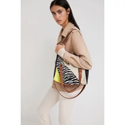 Desigual 2022 zebra mintás kézitáska